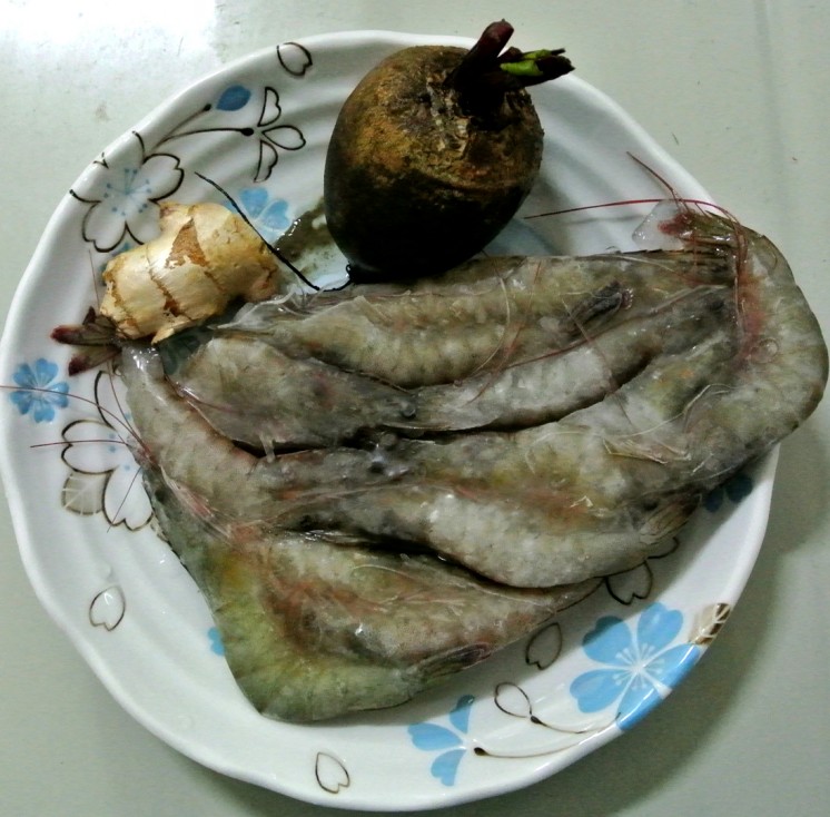 甜菜根羹和(ㄏㄨㄛˋ)甜蝦材料
