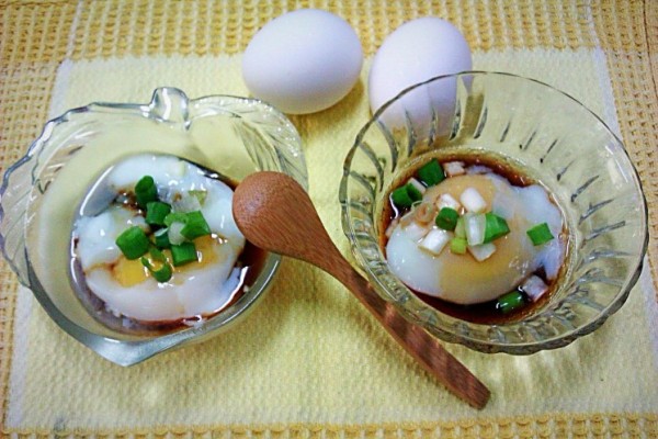 溫泉蛋、溏心蛋、酒蛋(首圖、5)