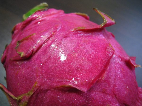 紅龍果皮的保存方法：粉紅冰塊做飲料1